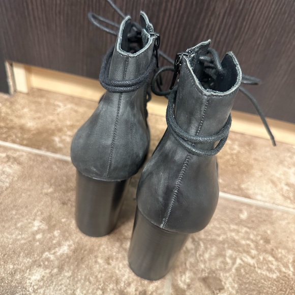 New Boots Jeffrey Campbell Palermo Zip Lace Up 7M Free People distressed black - Picture 8 of 8